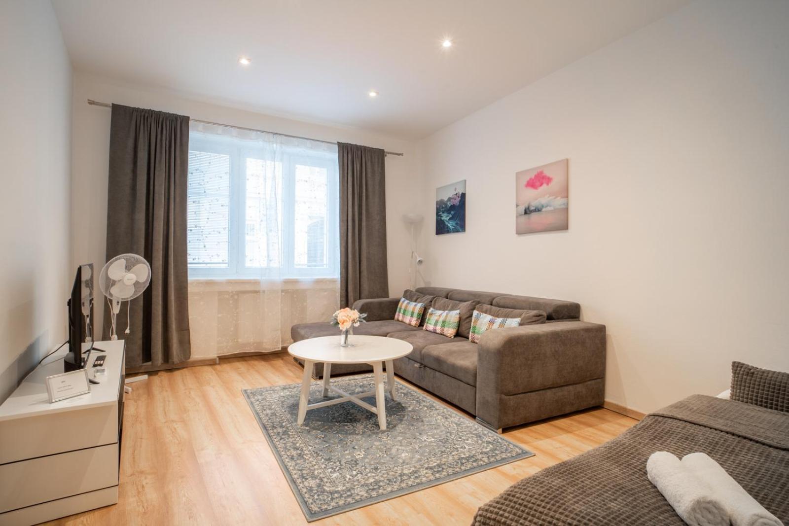Sukromny Staromestsky Apartman V Uzasnej Lokalite/Cozy Old-Town Apartment In A Great Neighborhood Bratislava Eksteriør bilde